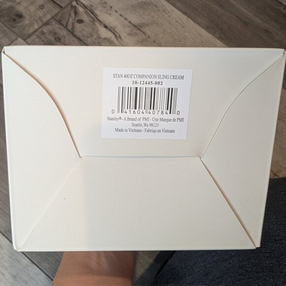 Stanley 40 oz Quencher Carry-All Sling – Cream – NEW – 2 Available - Picture 5 of 7